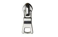 産業金属の自動ロックのジッパーのスライダーはとの服装のためのロゴを浮彫りにします