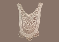 婦人服の象牙の手刺繍繊維 100 コットンのかぎ針編みのレース襟ファブリック